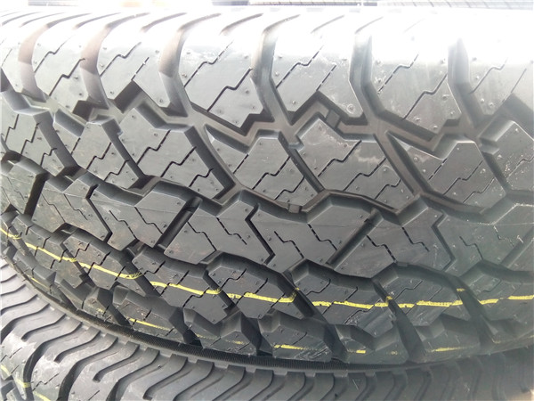 Ʒ݆̥l(f)215/75R15 I܇݆̥ Ʒ]