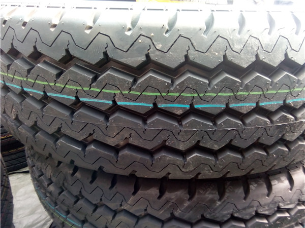SҴ(yng) 195/70R15C ܇݆̥ ܇̥r(ji)