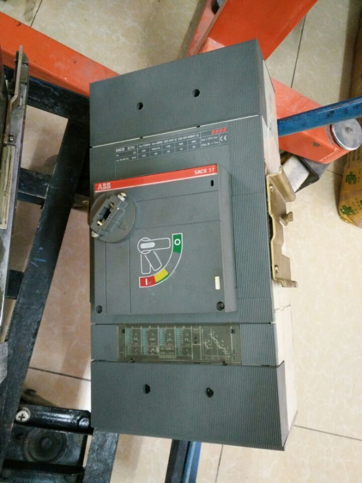 ABBܚ·SACE S7H  I(y)S