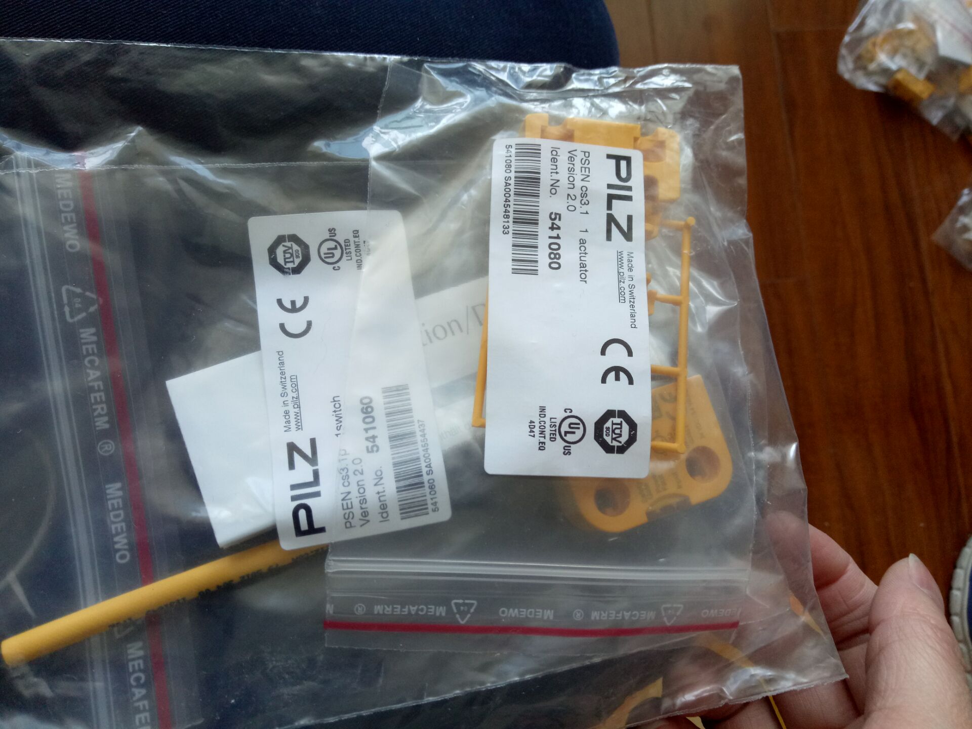 ݷĬW늈(bo)r(ji)contrinexYBB-30S4-1400-D050