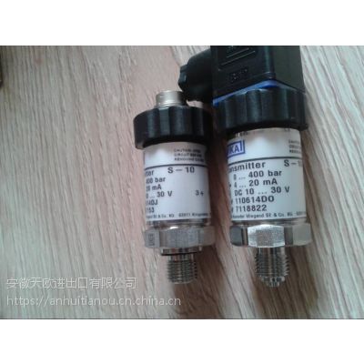 wika׃wuc-10 -30inhg-3000psi 1/4vcrm