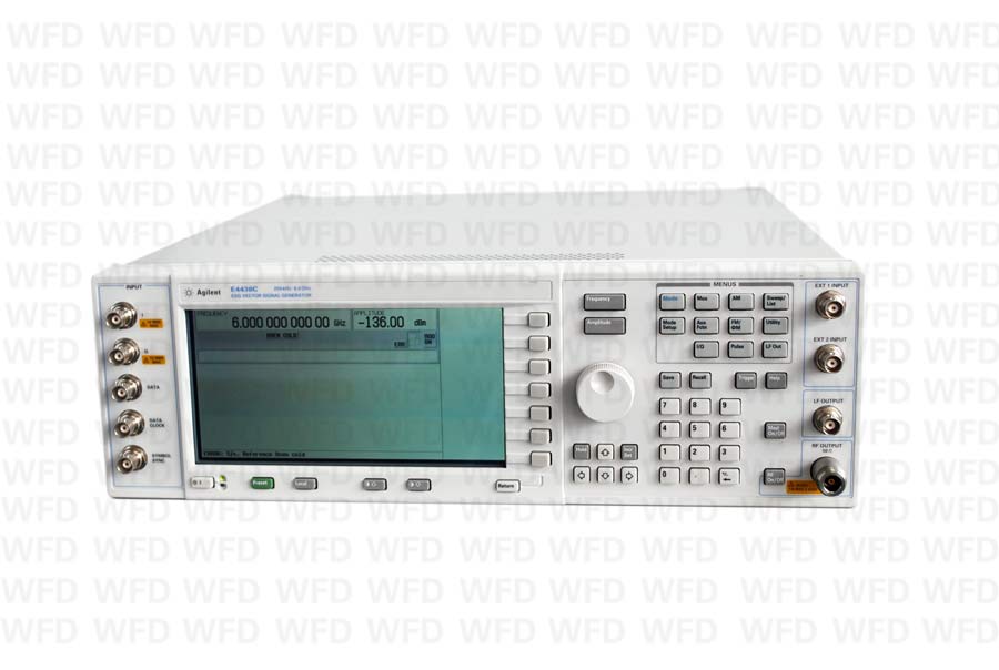 Agilent E4438C݂ ̖l(f)  S