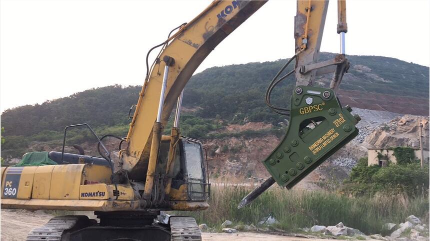 選購75工兵機(jī)械破碎錘可用連港YSW-7型號(hào)性價(jià)比好