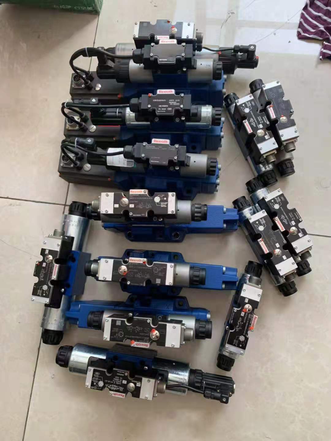 ʿȌ(do)ʽy4WRZ10E85-7X/6EG24N9EK4/D3V