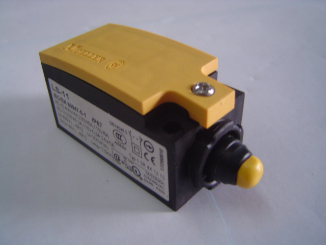 (yng)  `Amp`ocſ CLUTCH-BRAKE