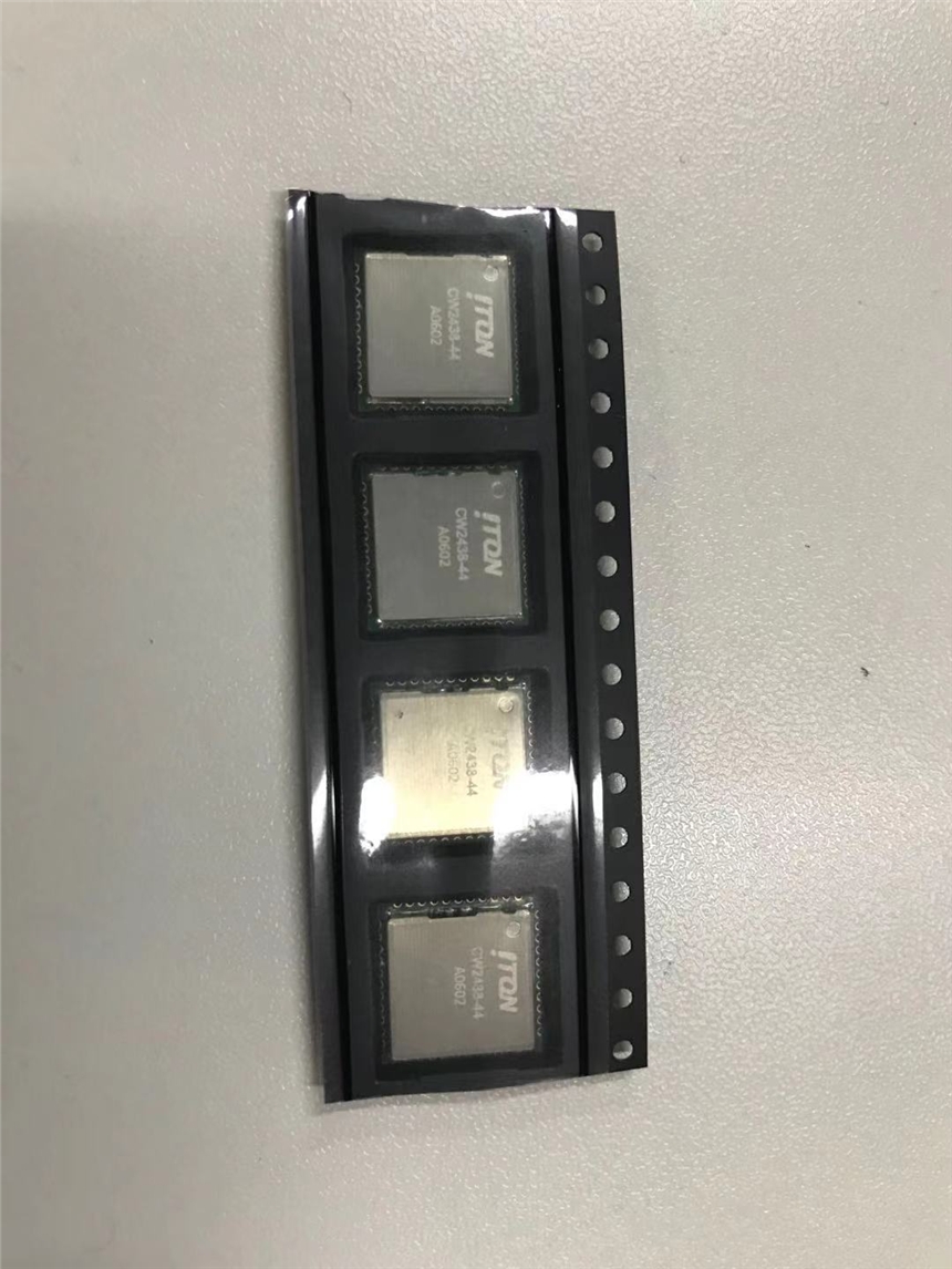 AP6212 CW2438-44 v_(d) {(ln)ģK bQFN