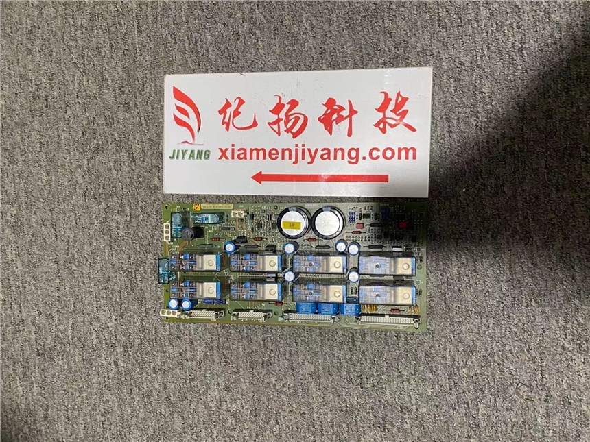 and pressure sensor 1714-300G-103