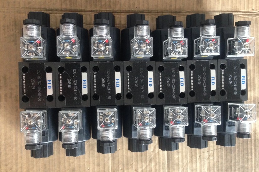 4WE10G31/CW220RNZ5L늴œQy